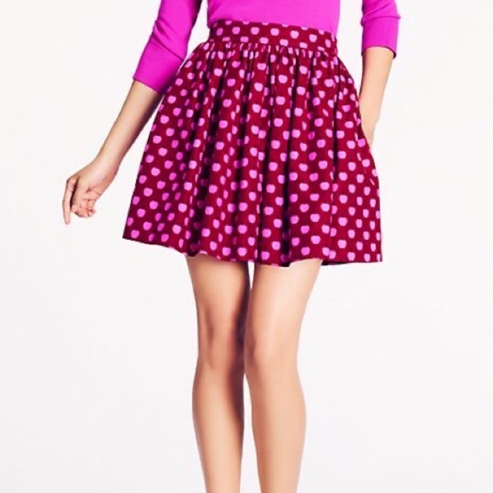 Kate spade Rare Coreen Apple printed cupcake skirt Size 12 Red & Pink